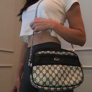 Vintage Gucci from the 80’s shoulder bag